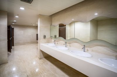 Who Does Bathroom Remodelings